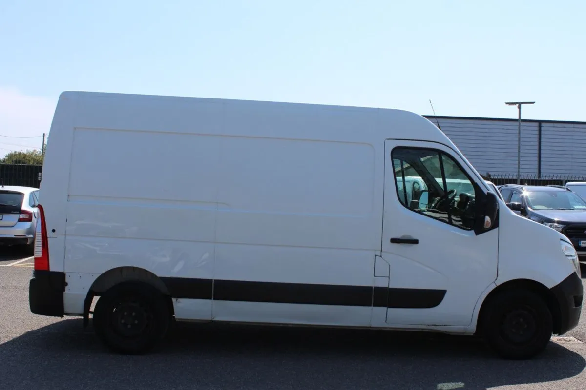 Nissan NV400 NV400 L2 H2 FWD 130 270 R/DRS - Image 3
