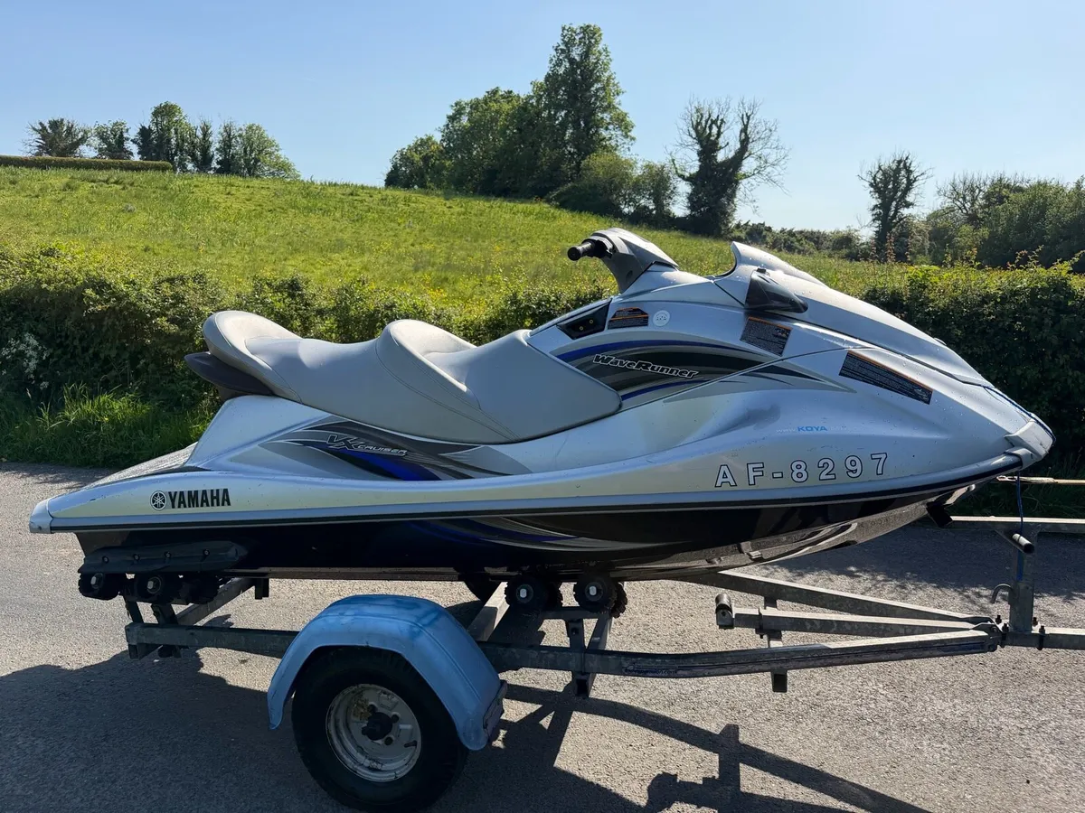 2012 YAMAHA WAVERUNNER VX1100 CRUISER JETSKI - Image 4