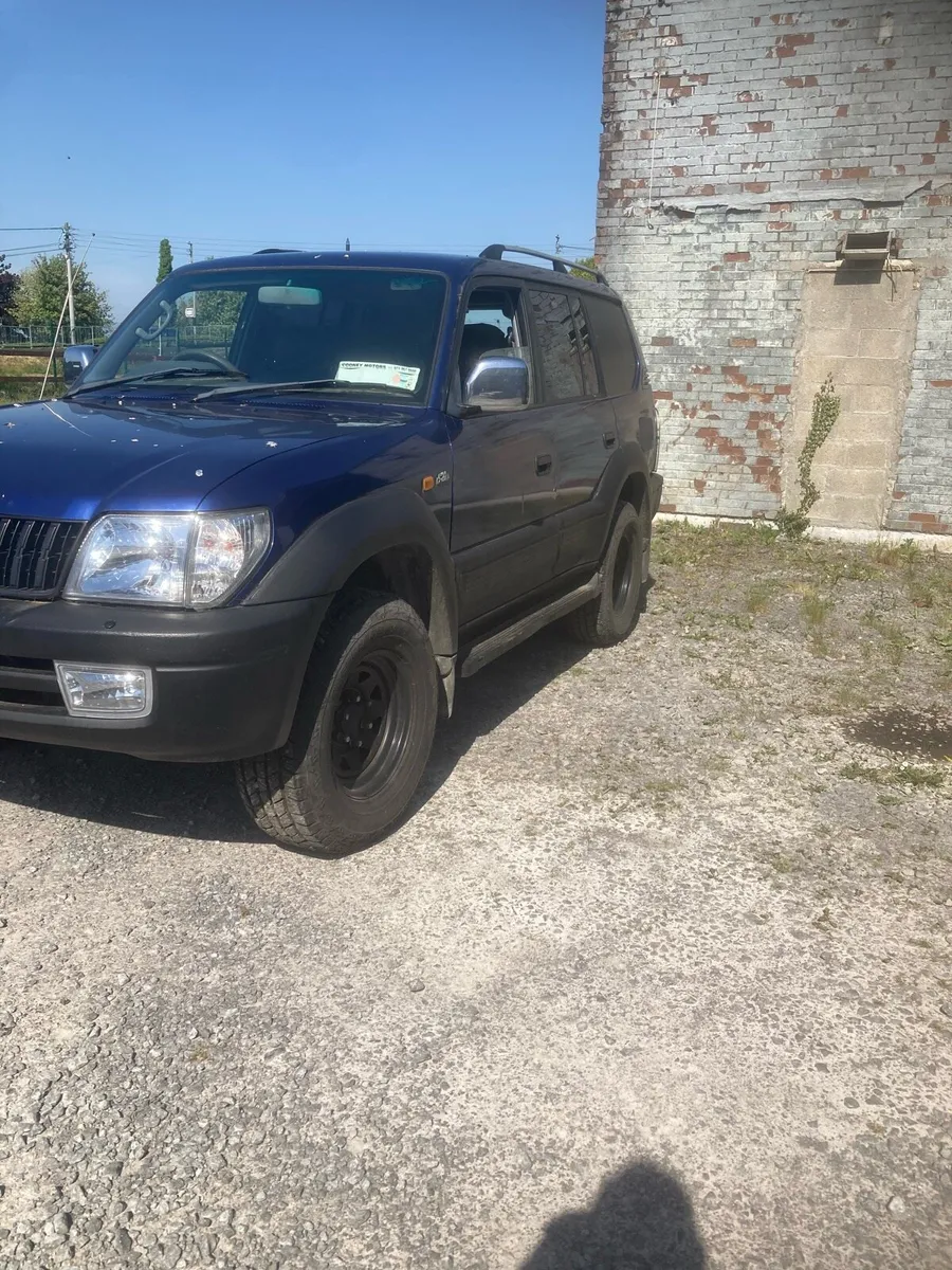 Toyota landcruiser - Image 2