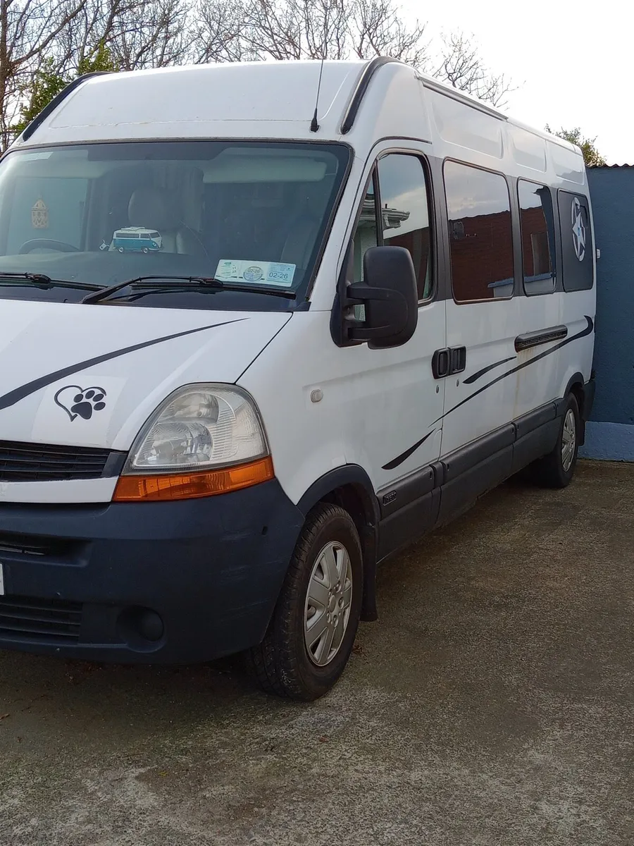 Camper - Image 1
