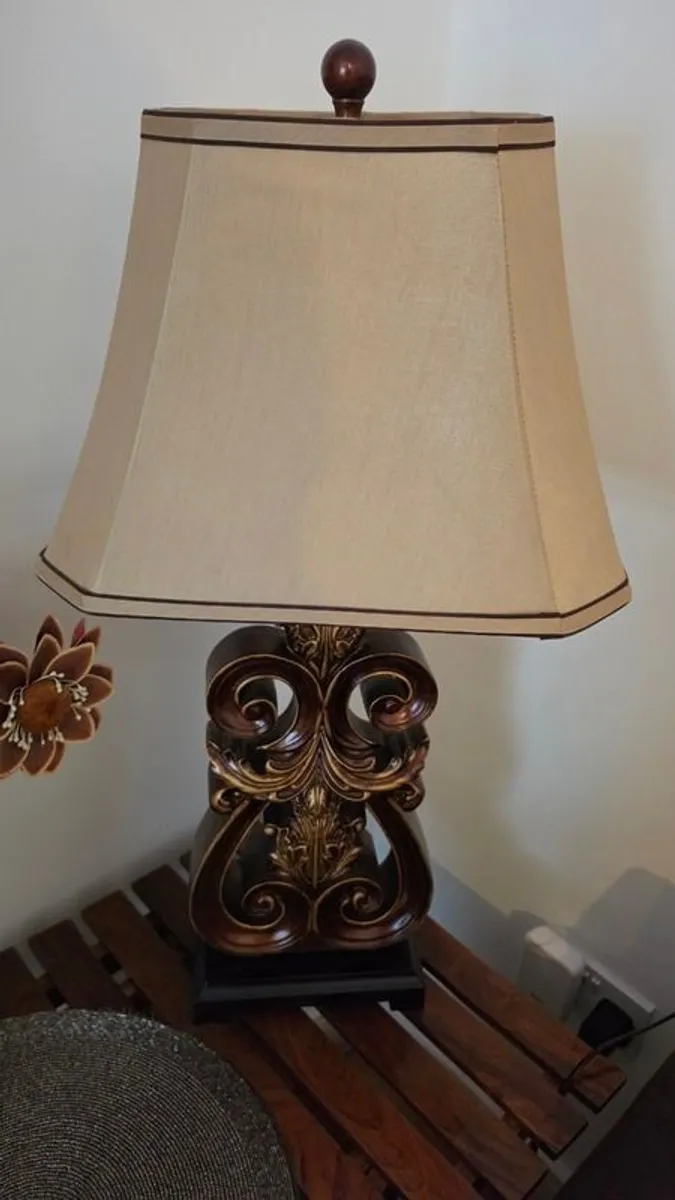 Vintage Table Lamp - Image 2