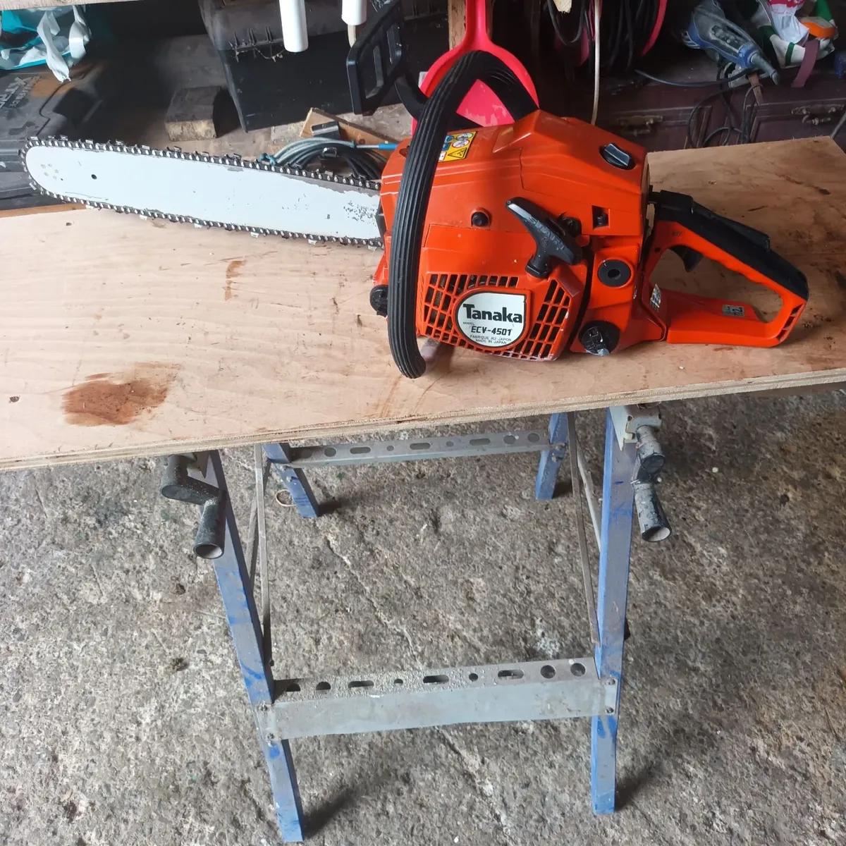 Chainsaw and hedge cutter - Image 2