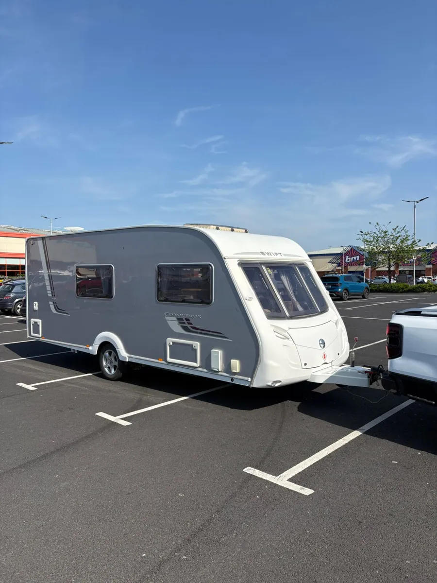 Swift Conqueror 530 4 Berth Caravan For Sale - Image 3