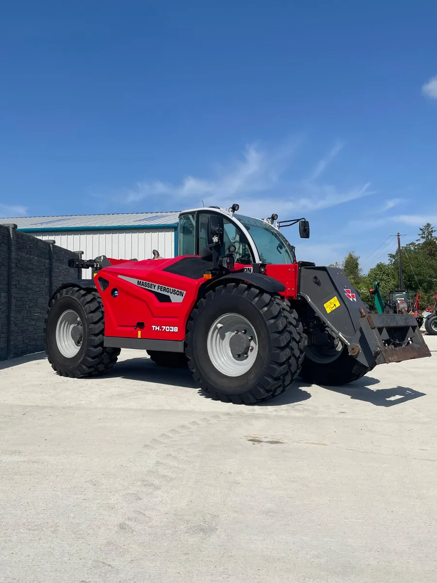 Massey Ferguson TH.7038 Telehandler - Image 2