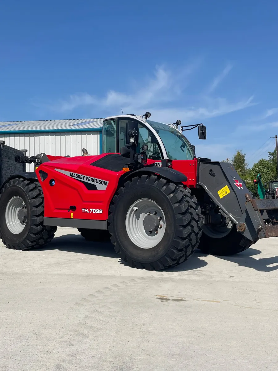 Massey Ferguson TH.7038 Telehandler - Image 4