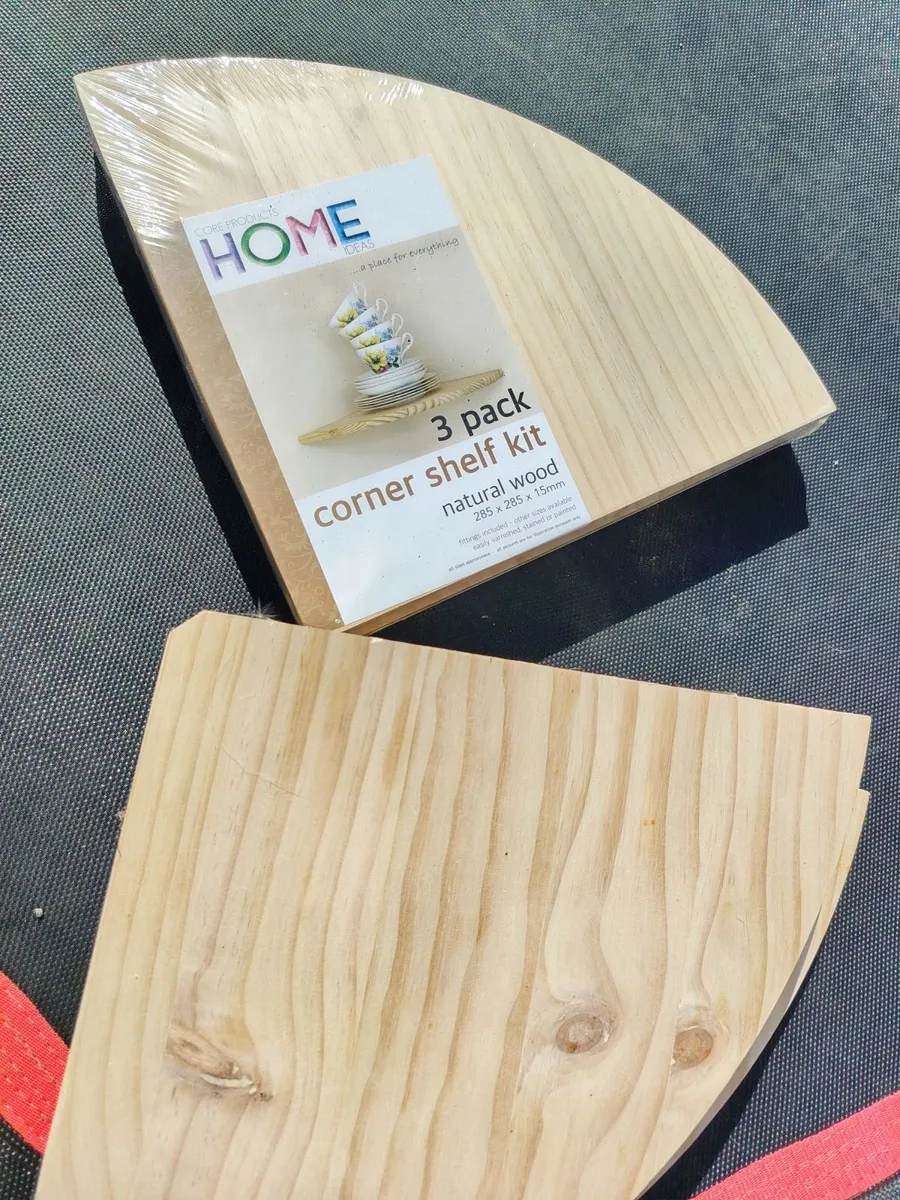 Corner shelfs x 6 - Image 2