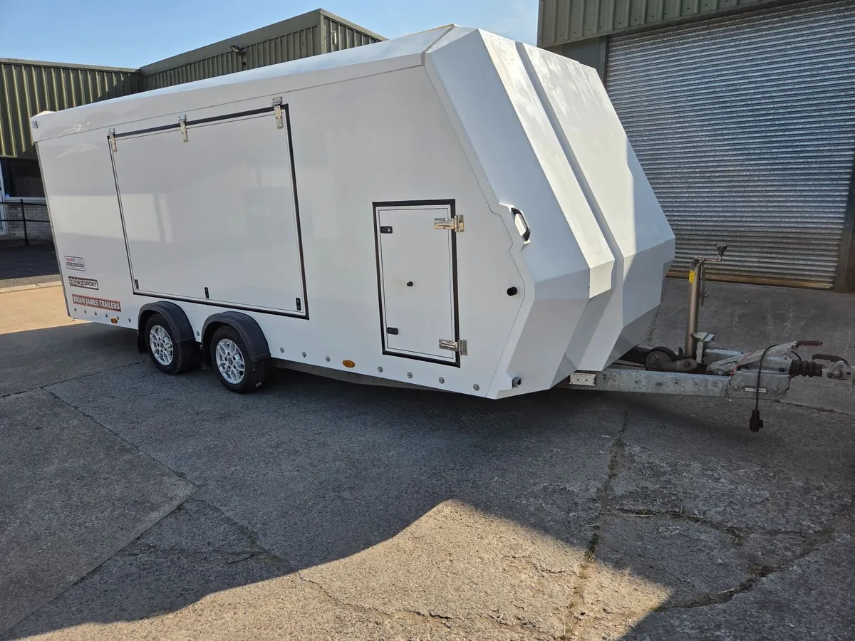 Brian James RACESPORT Car Transporter - Image 4