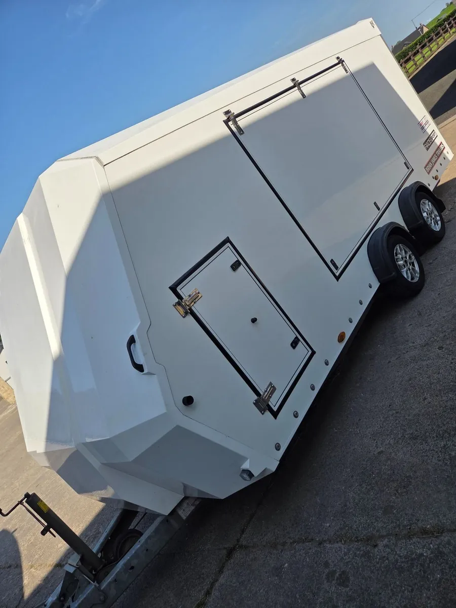 Brian James RACESPORT Car Transporter - Image 2