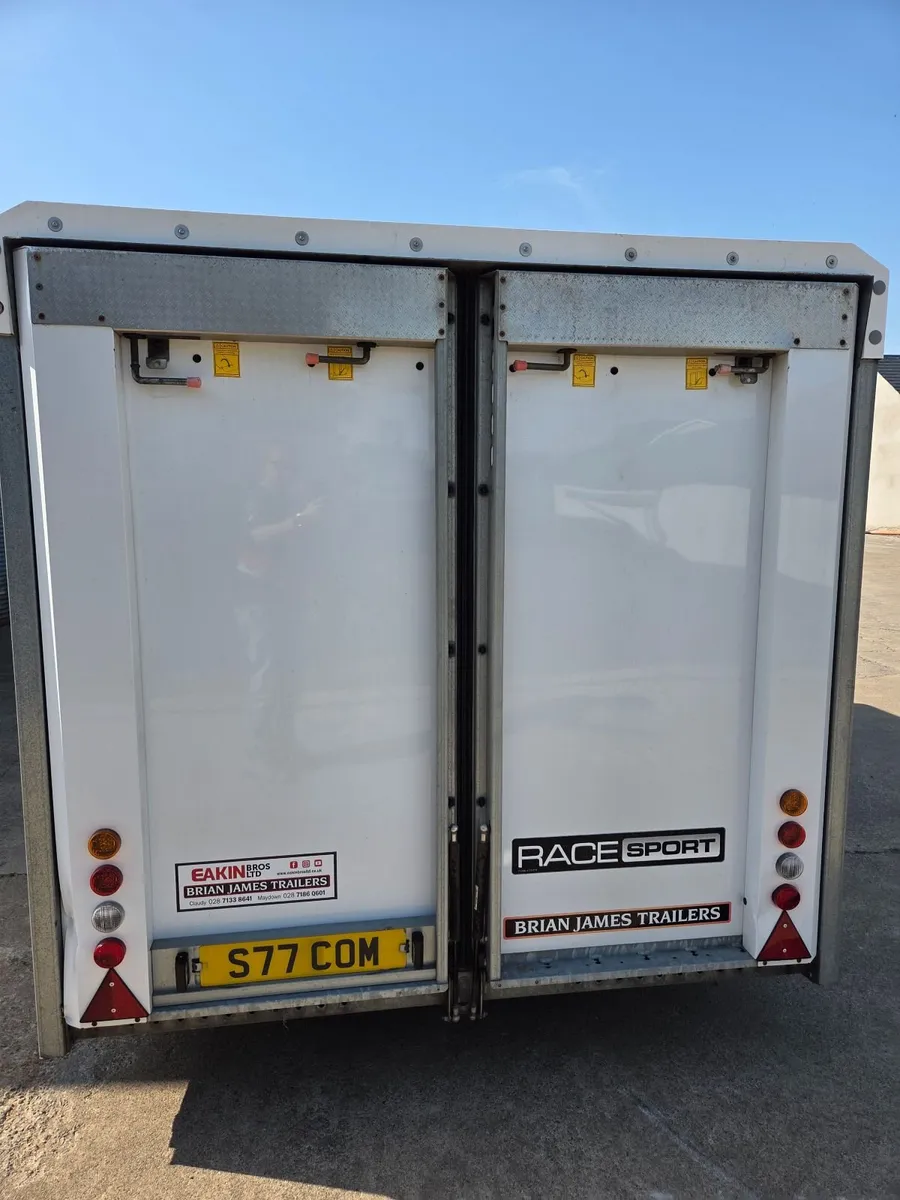 Brian James RACESPORT Car Transporter - Image 3