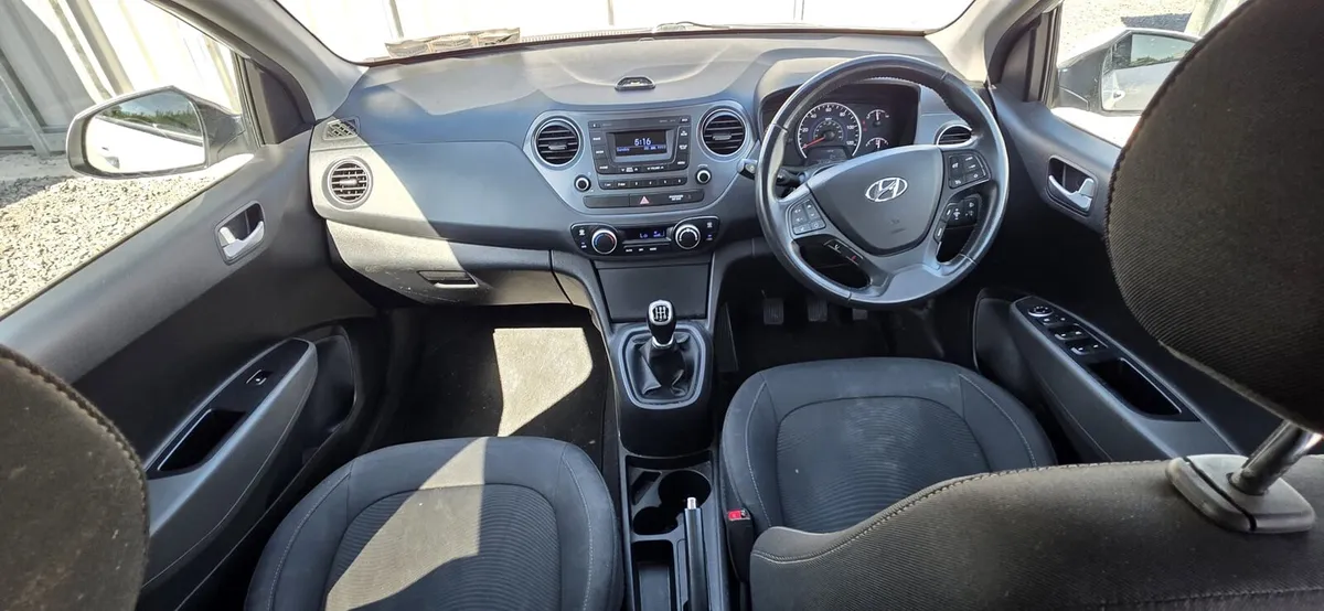 172 HYUNDAI I10 PETROL - Image 4
