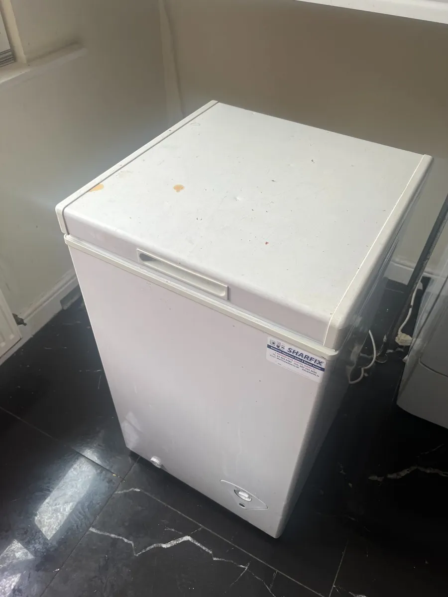 Small chest freezer - Image 1