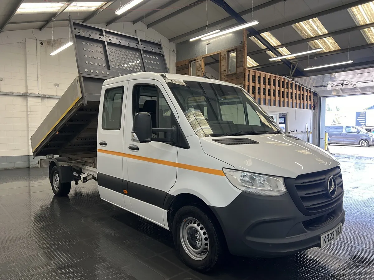 2023 Mercedes-Benz Sprinter Tipper Van - Image 1