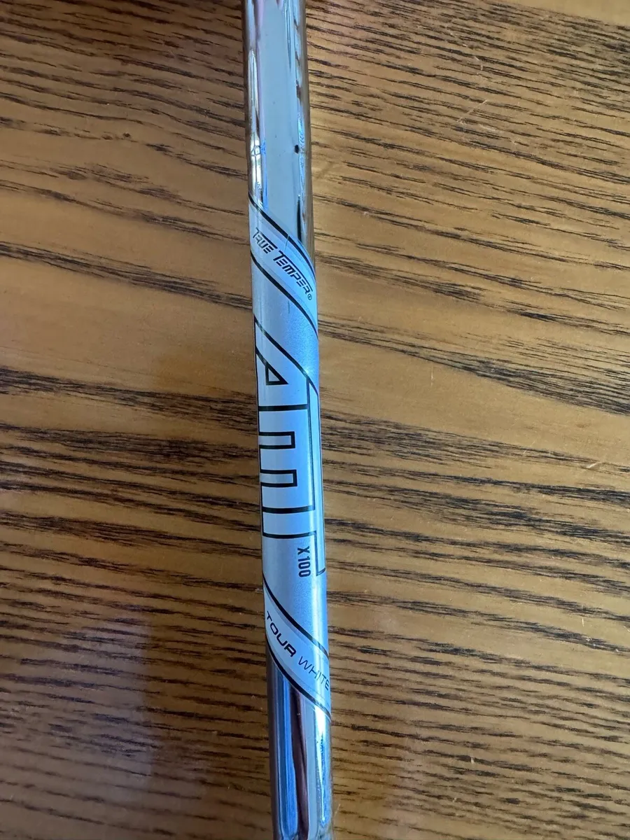 Titleist T400 7 iron left handed - Image 3