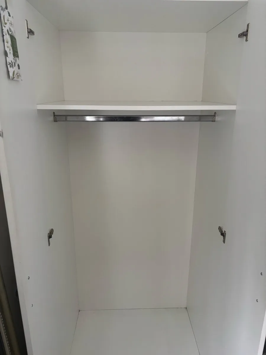 Wardrobe - Image 4