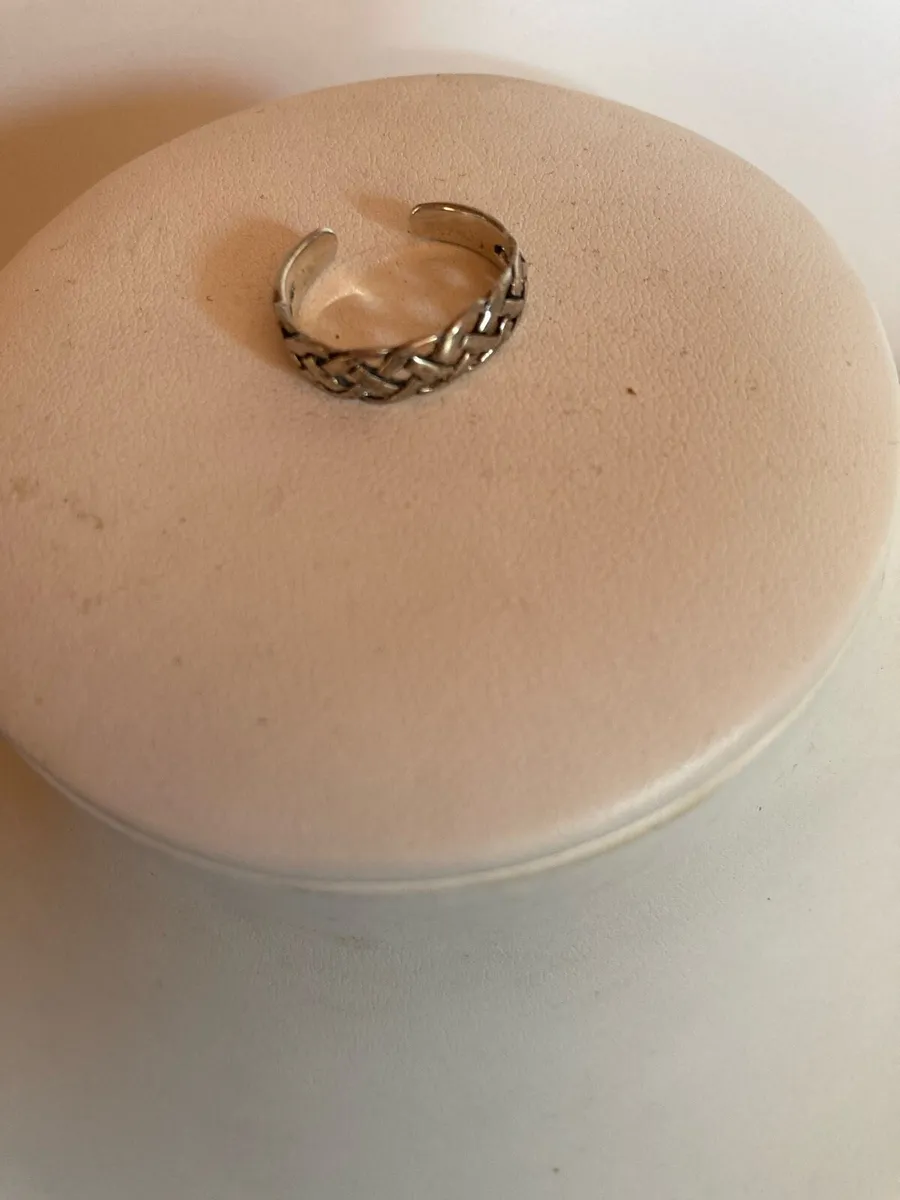 Small cuff Celtic design ring Sterling Silver - Image 1