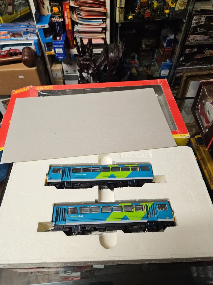 Hornby OO Gauge Rail Car - Image 1