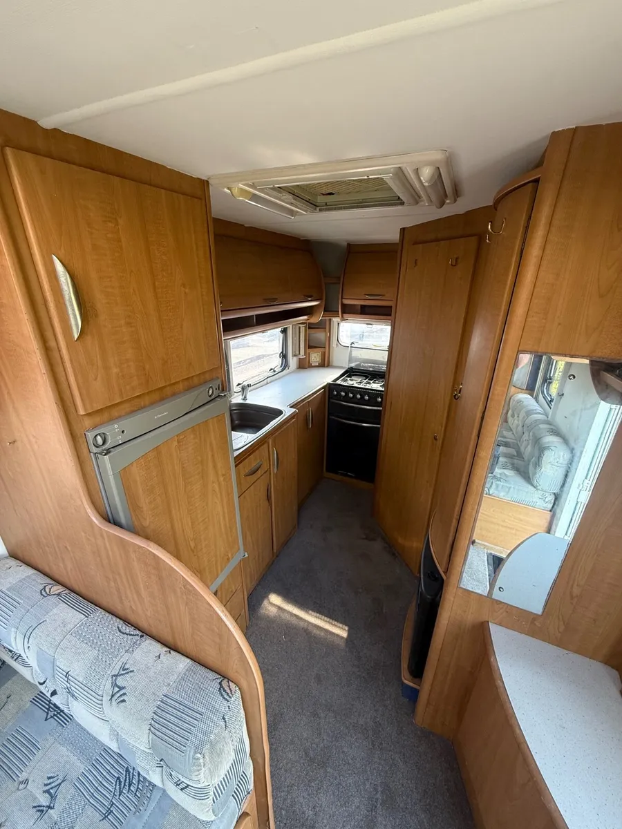 2003 Auto-Trail Apache 650 SE 4-Berth Campervan - Image 2