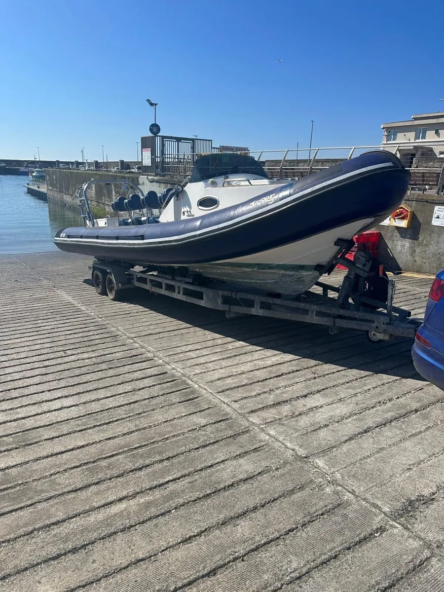 9.2m Excalibur Rib, inboard Diesel - Image 2
