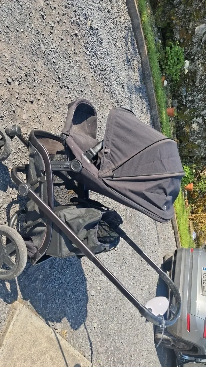 Quinny hubb buggy - Image 2