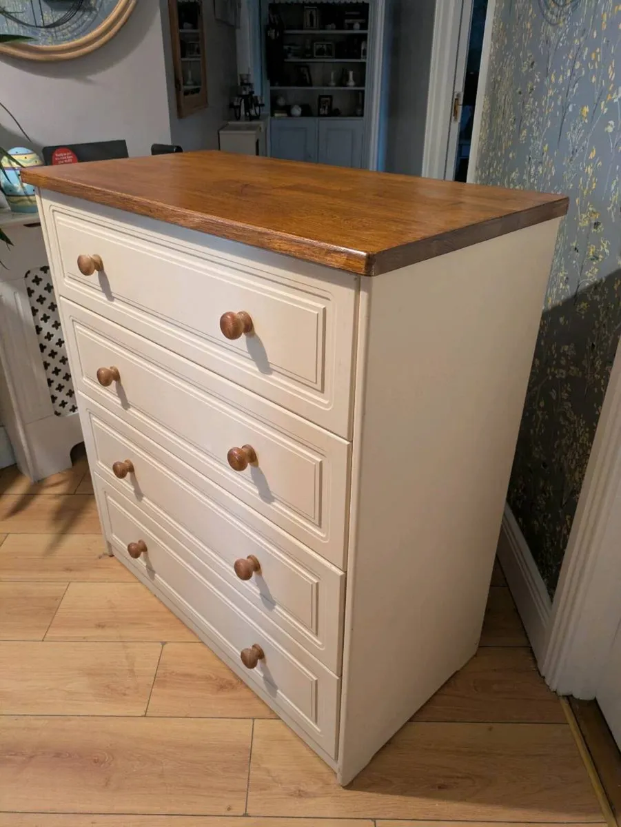 Large chest of drawers - Image 1