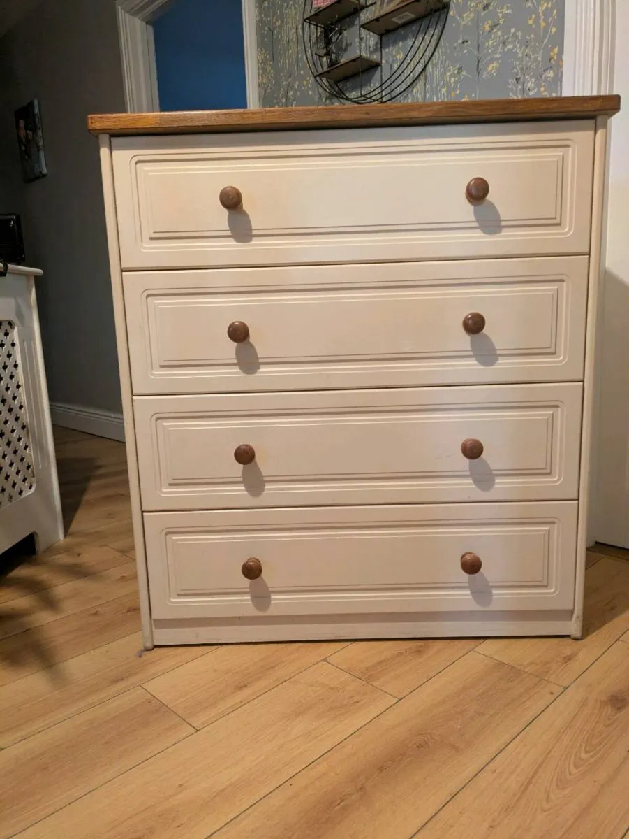 Large chest of drawers - Image 2