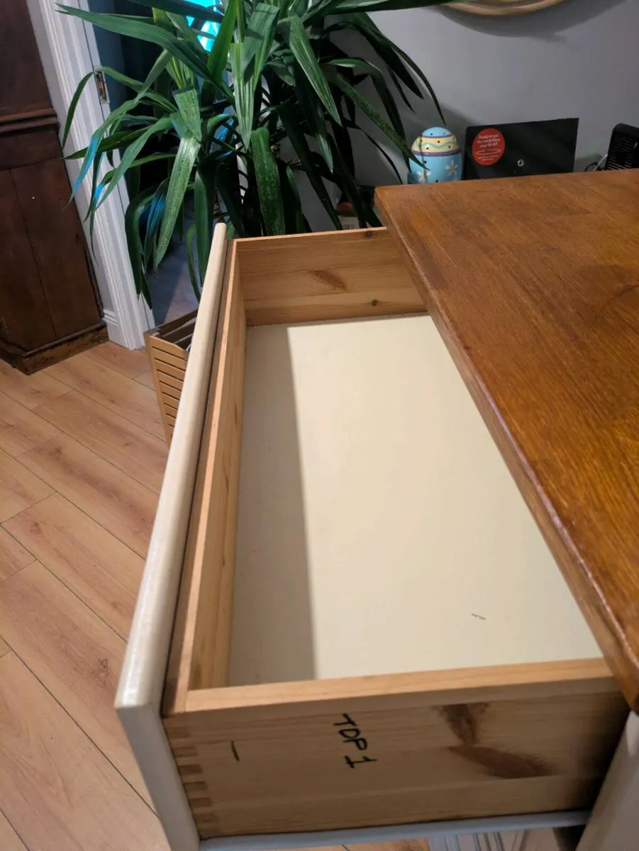 Large chest of drawers - Image 4
