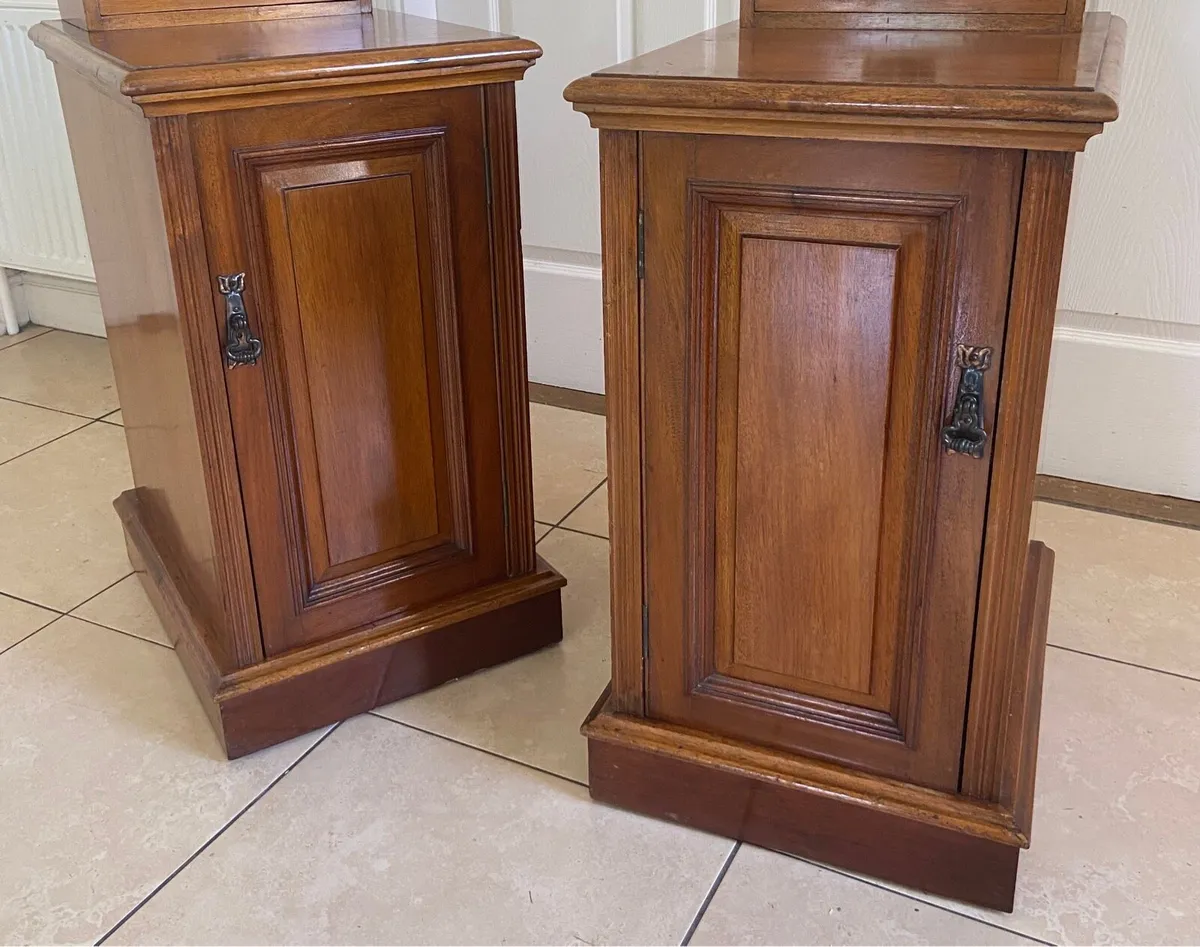 Victorian matching bedside lockers - Image 1