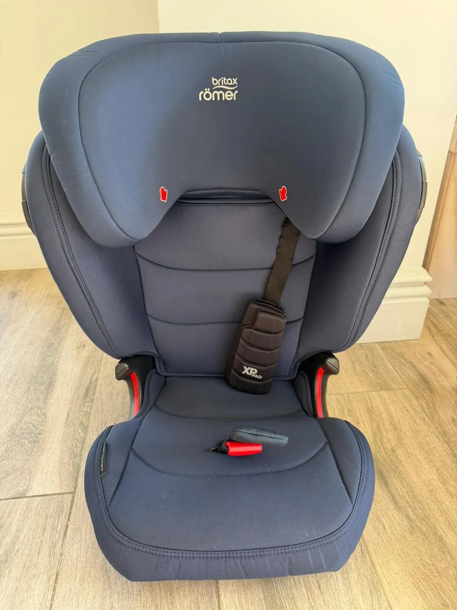 Britax Römer car seat - Image 1