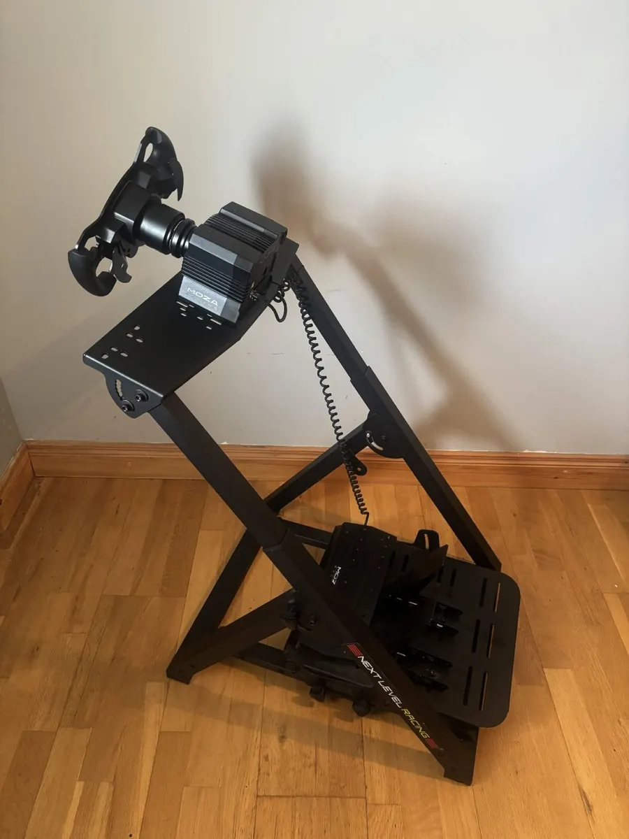 Moza R5 Bundle With Next Level Racing Wheel Stand - Image 3