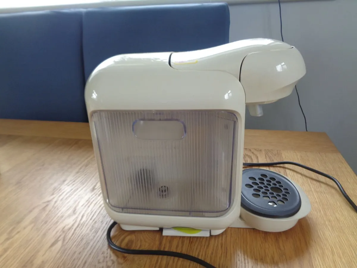 Bosch Tassimo Coffee Machine and Pods for Sale - Image 4