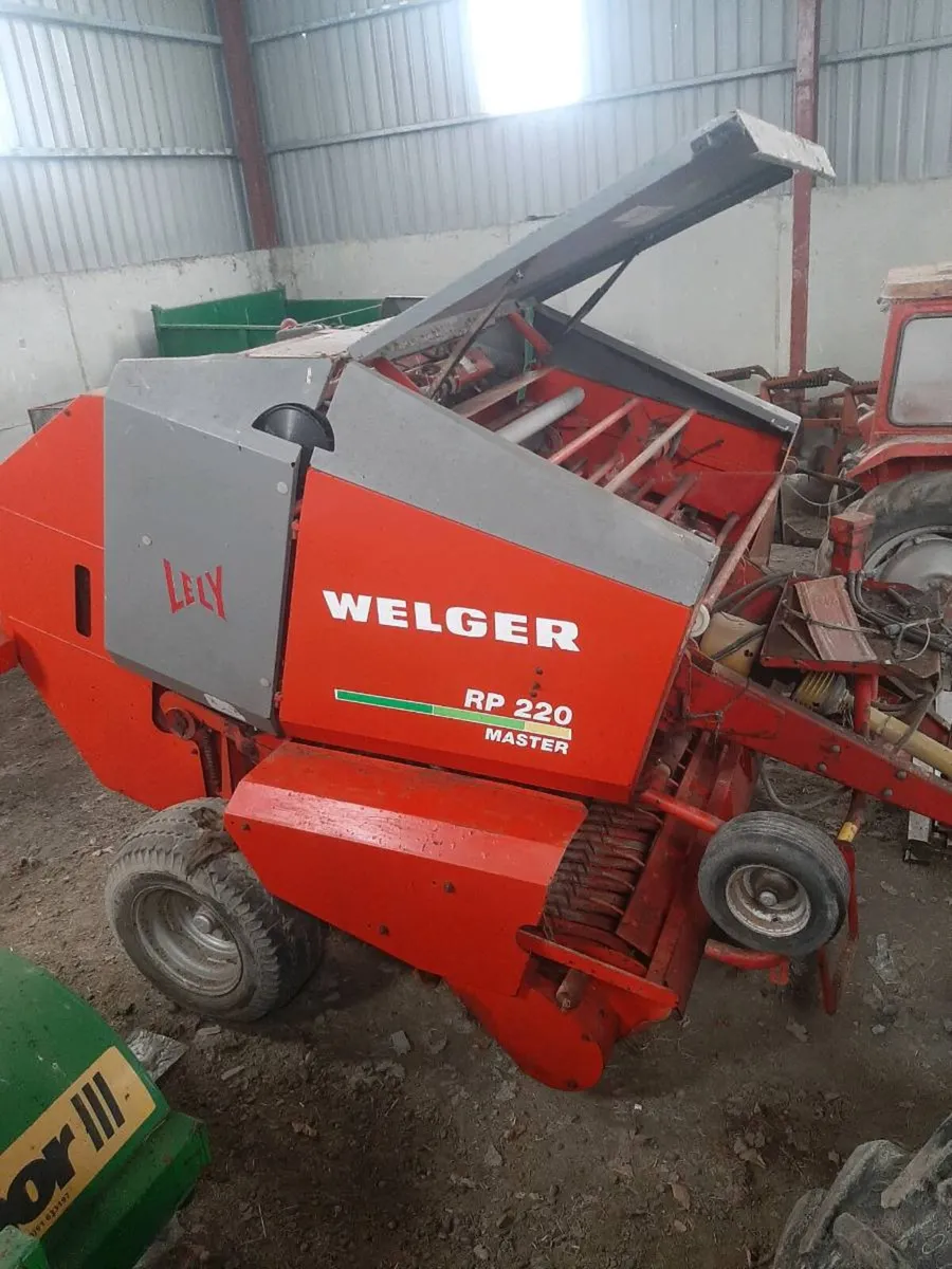 Welger rp220 round baler - Image 1