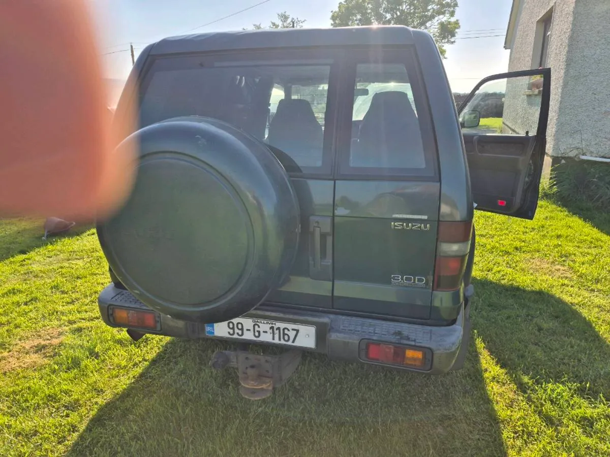 Isuzu trooper - Image 2