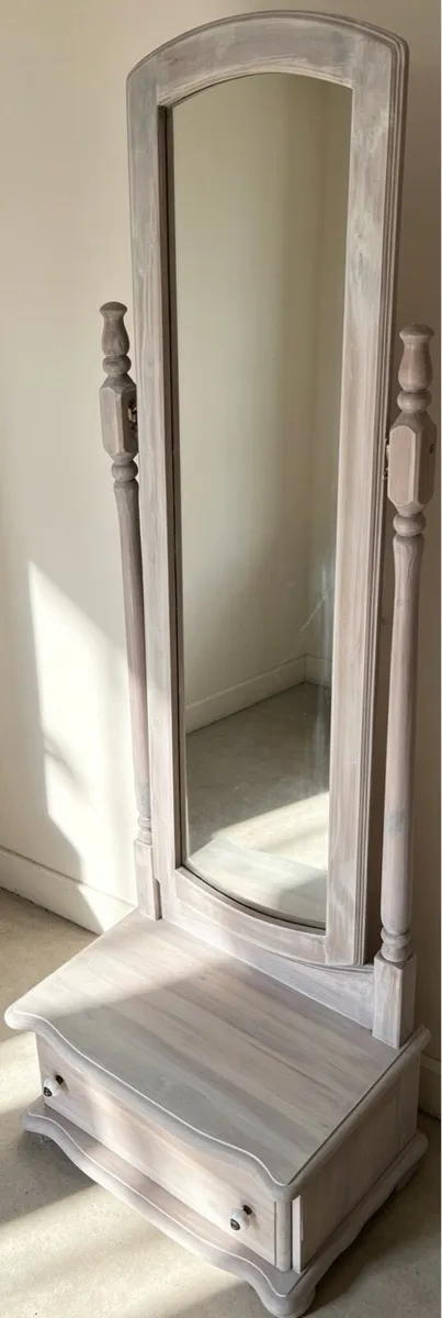 Mirror - Image 2
