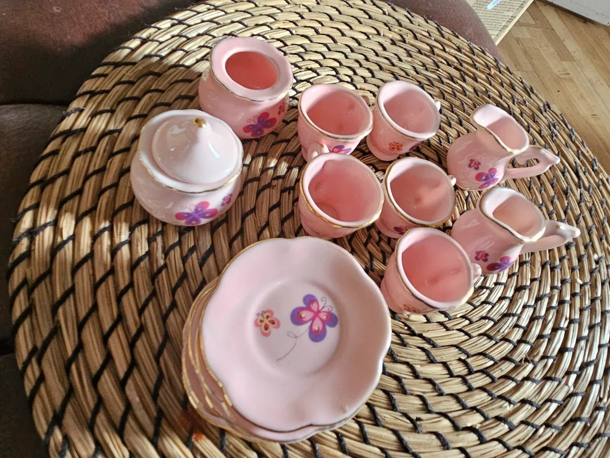 Kids Teaset and Kitchen Bits Other Toys - Image 1
