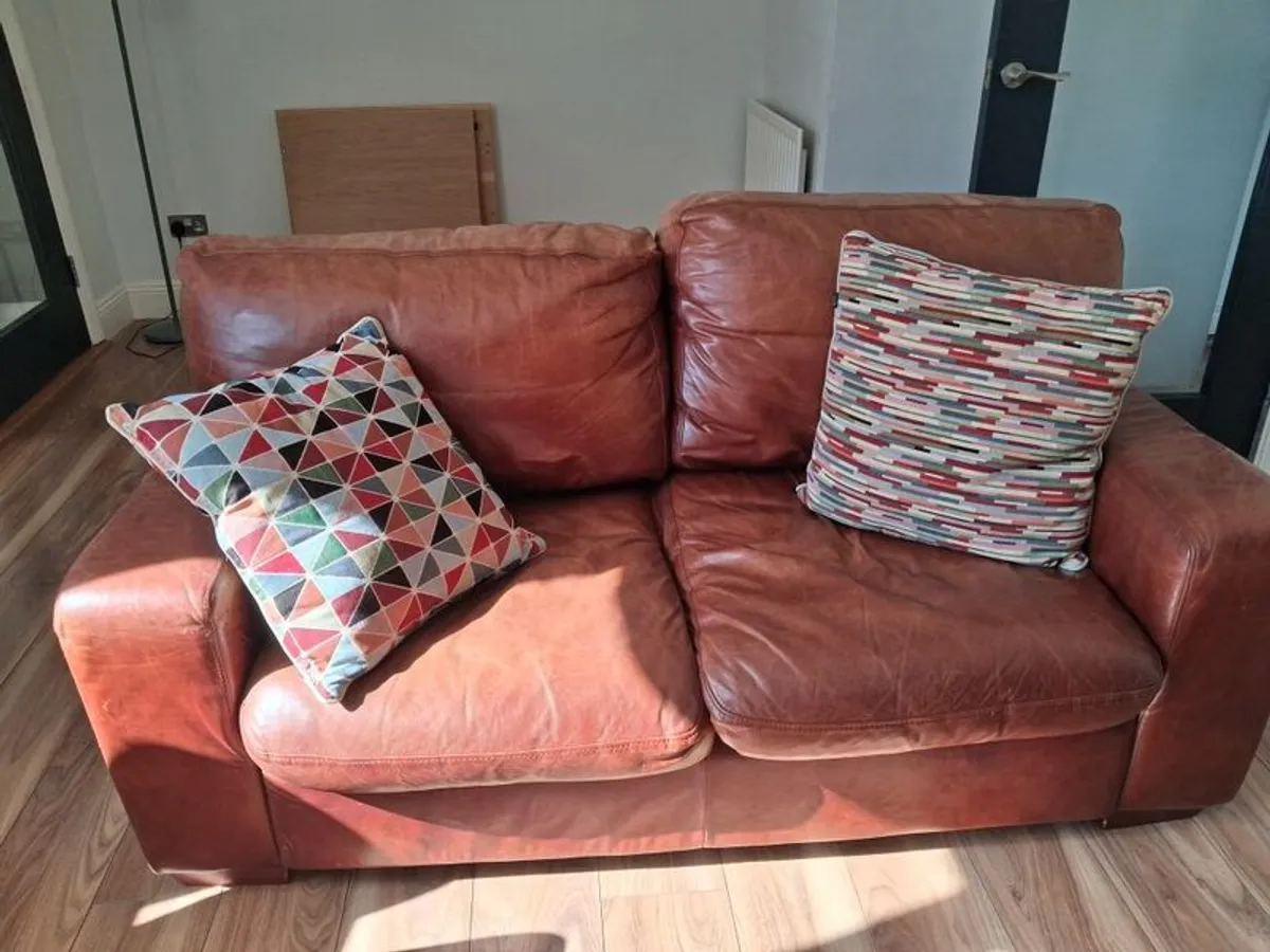 Leather sofa - Image 4