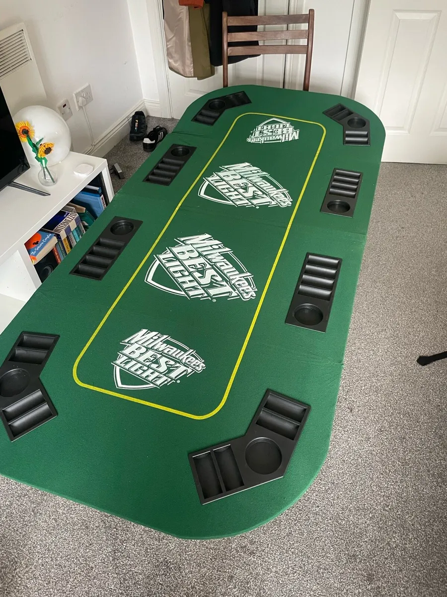 Poker table - Image 1