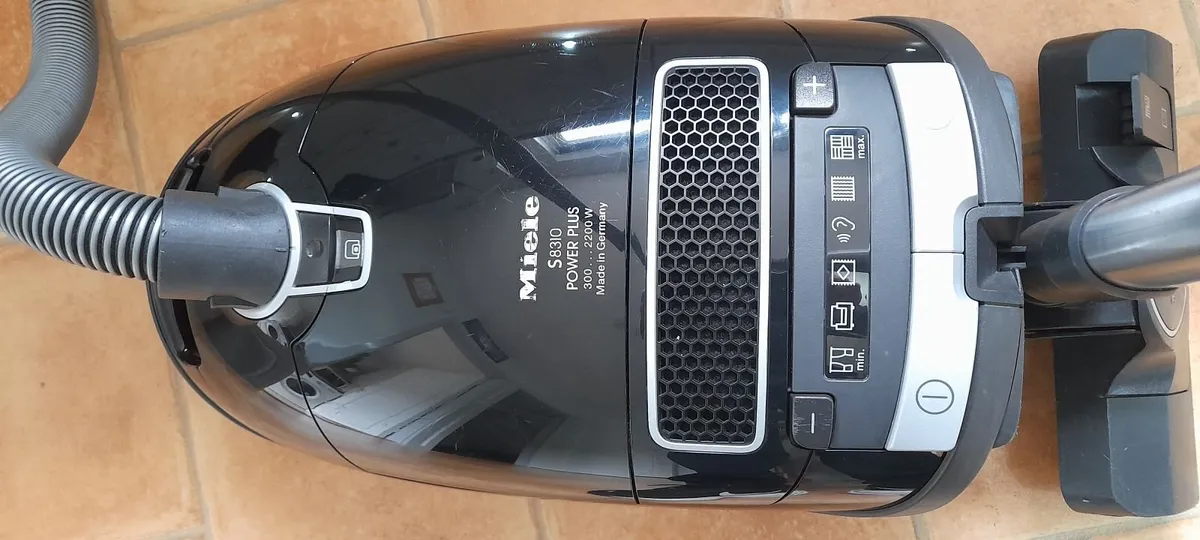 Miele vacuum/Hoover cleaner - Image 3