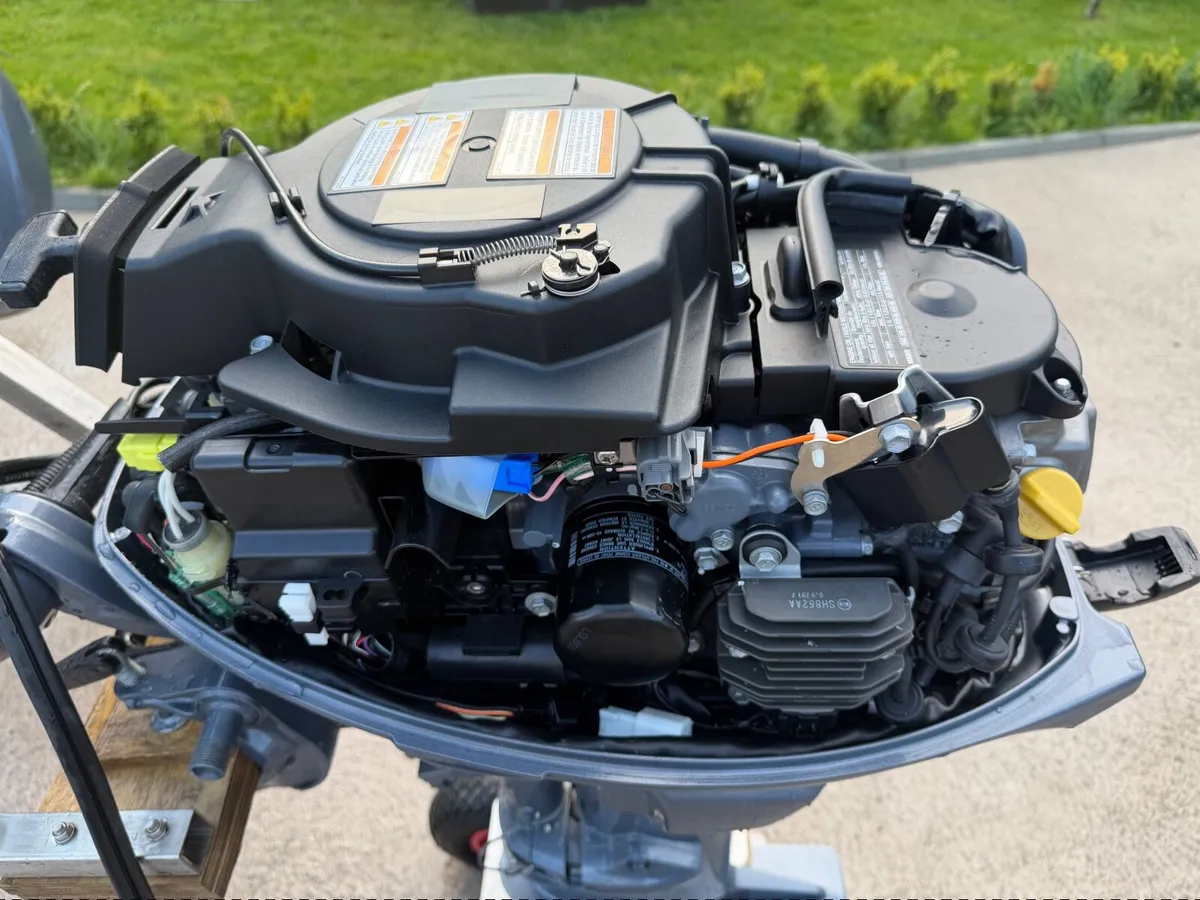 20hp Yamaha Outboard Engine - Image 2