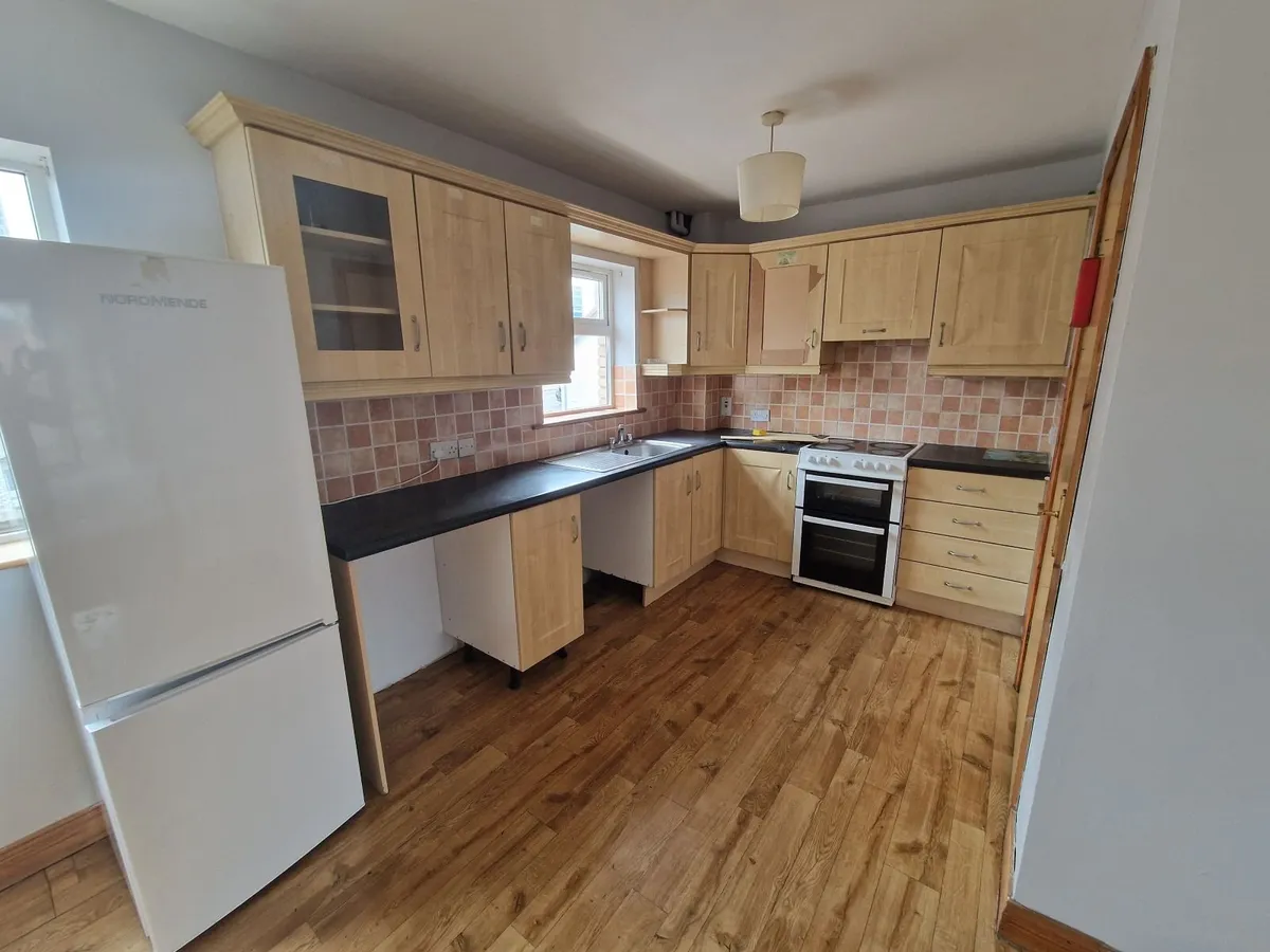 Kitchen - Image 4