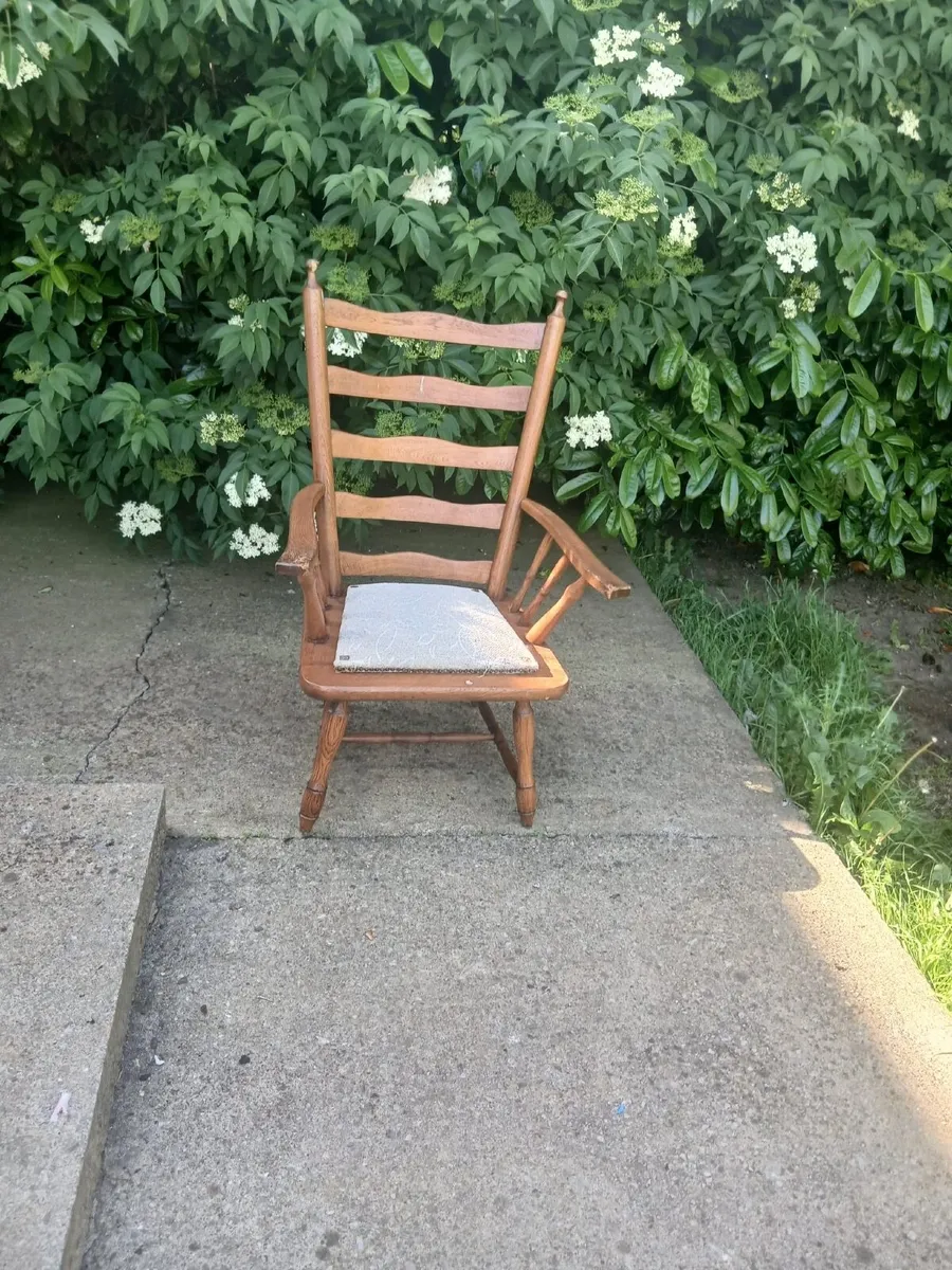 Dinning room chair