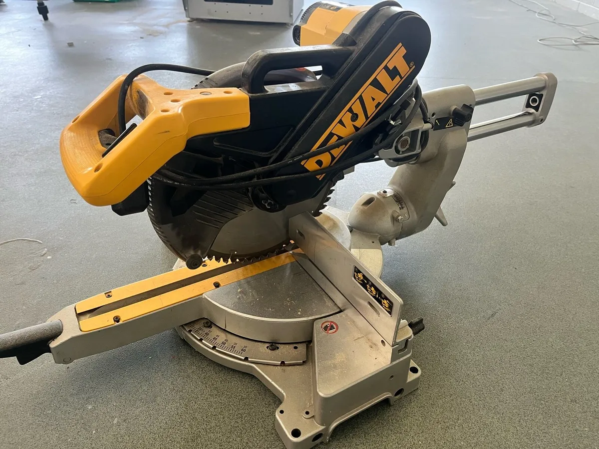 Dewalt chop saw - Dw708-gb - Image 3