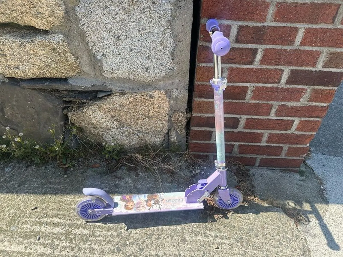 Folding kids scooter for girls 5+ - Image 4