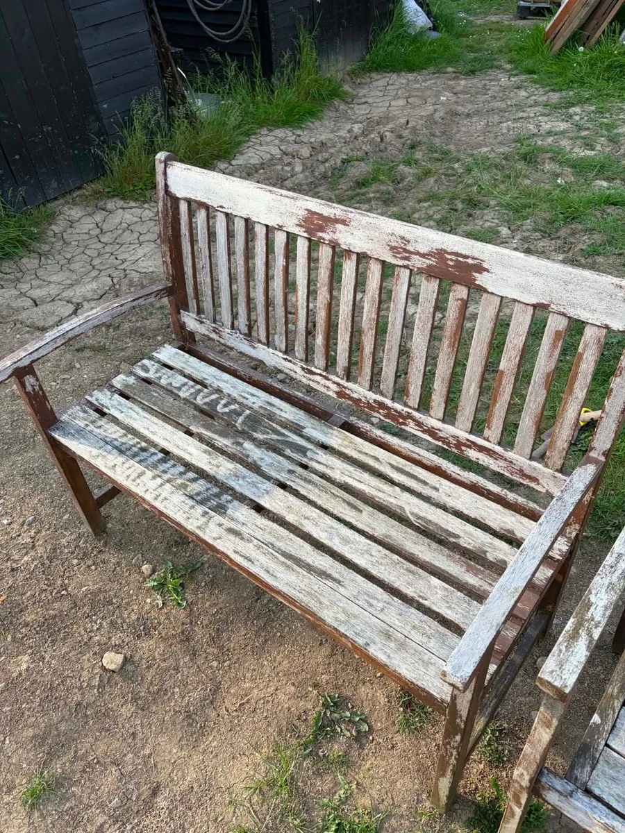 Wooden bench - Image 4