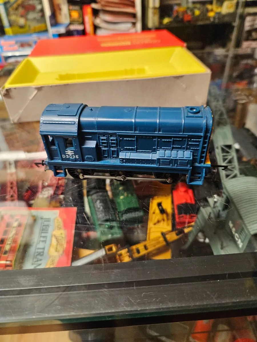 Hornby Triang OO Gauge Shunter - Image 4