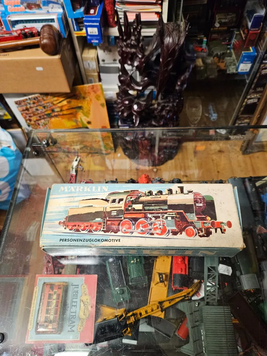 Hornby Marklin HO Scale Train Engine - Image 2