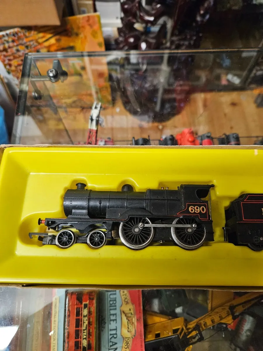 Hornby Triang OO Gauge Steam Engine - Image 2