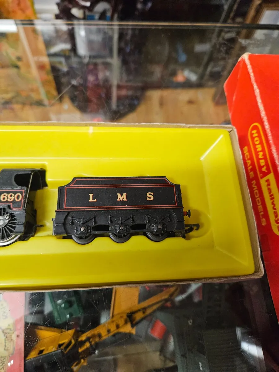 Hornby Triang OO Gauge Steam Engine - Image 3