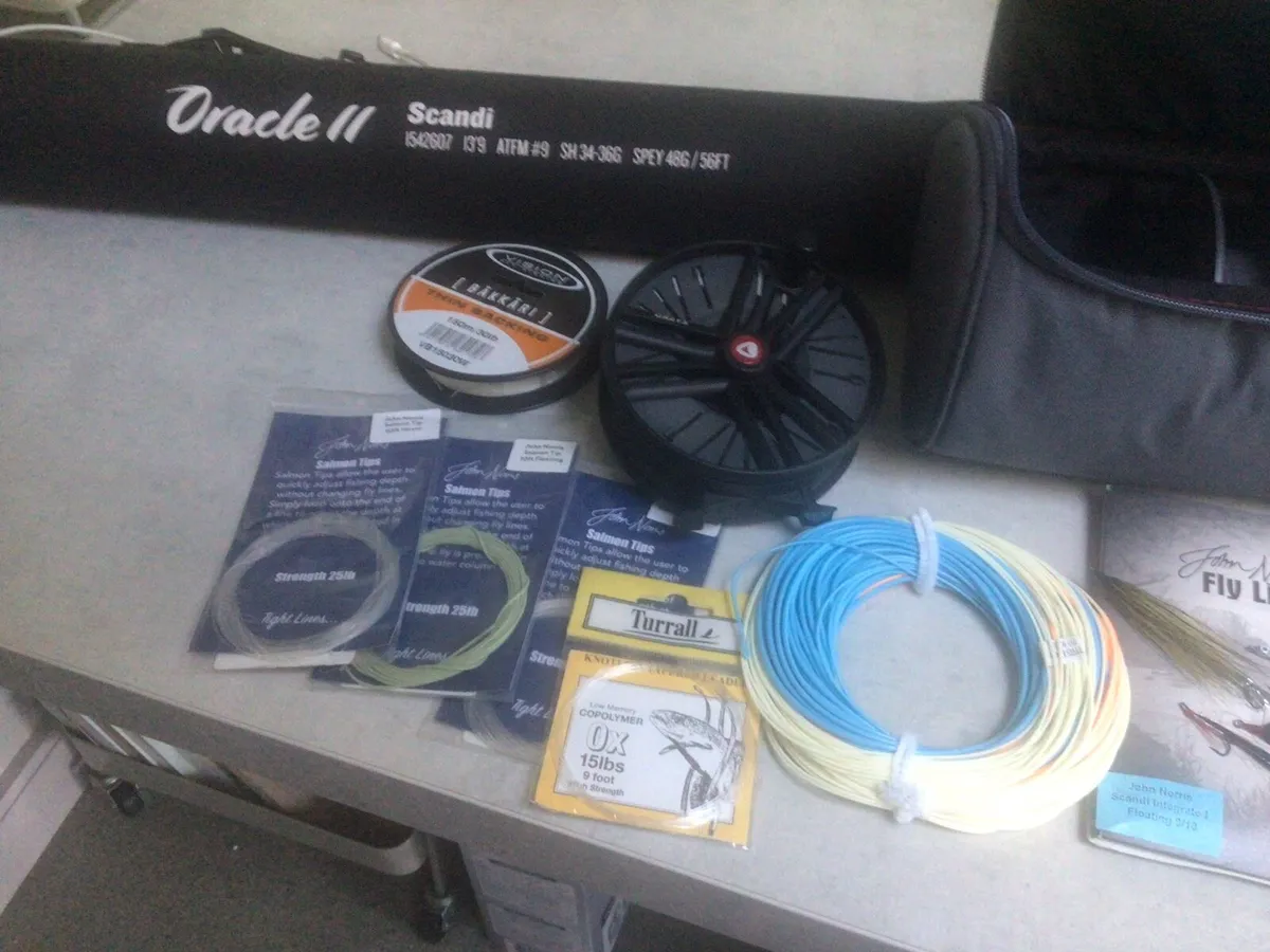 Salmon fly fishing package - Image 1