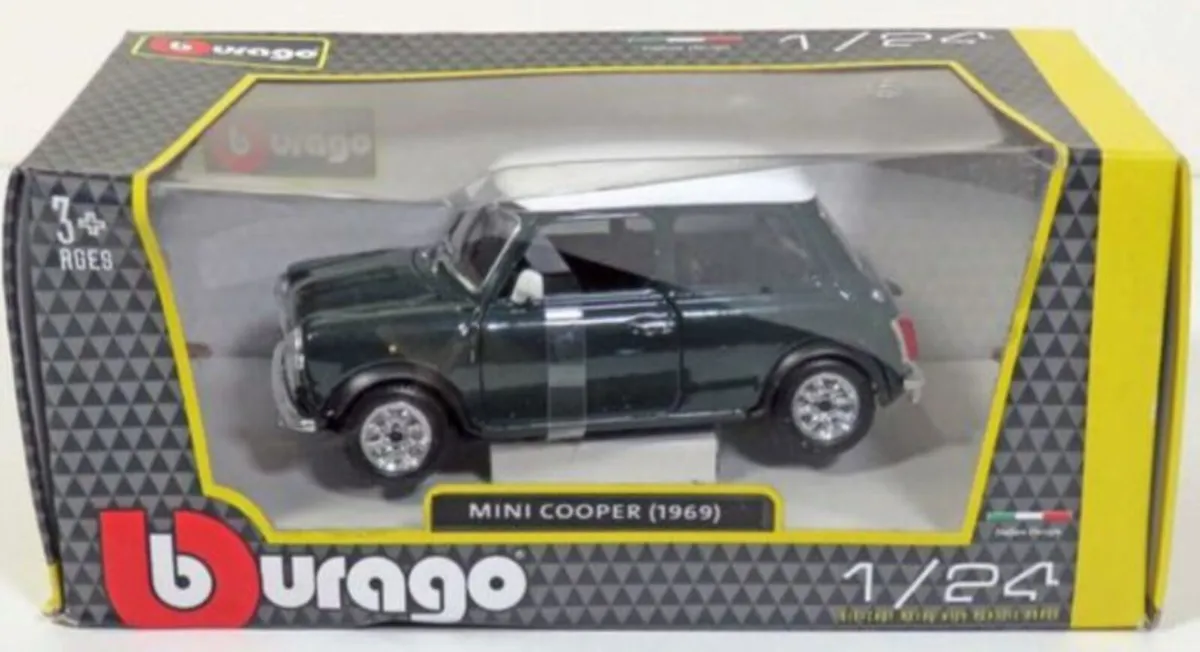 1:24 Scale Mini Cooper Green, Free Post - Image 4