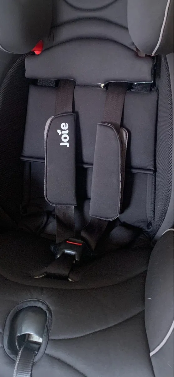Joie Car seat excellent condition..gorey - Image 3